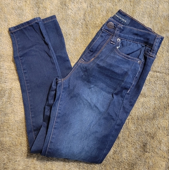 Aeropostal Dark wash High Waisted Jeggings Size 00 Short - Picture 8 of 8